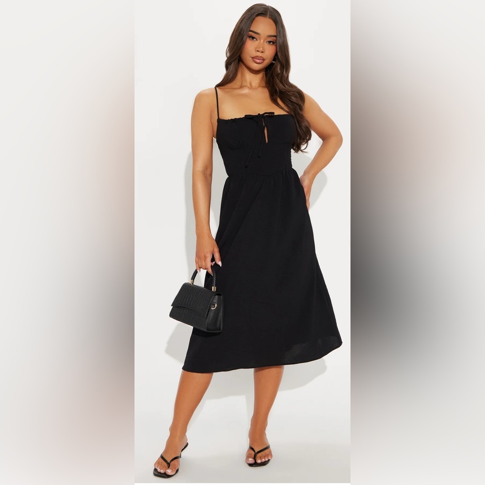 Fashion Nova Black Midi Dress